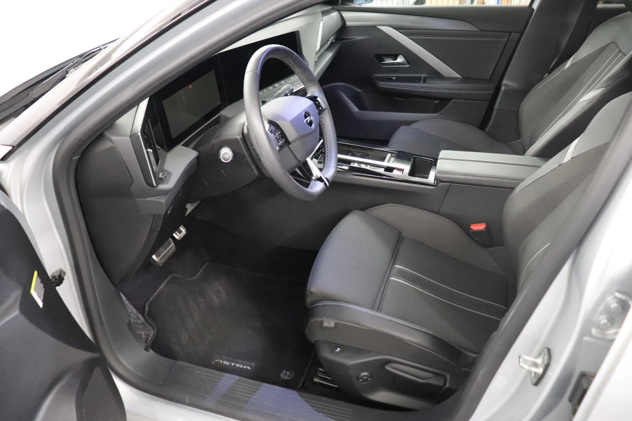 Opel-Astra-image-10