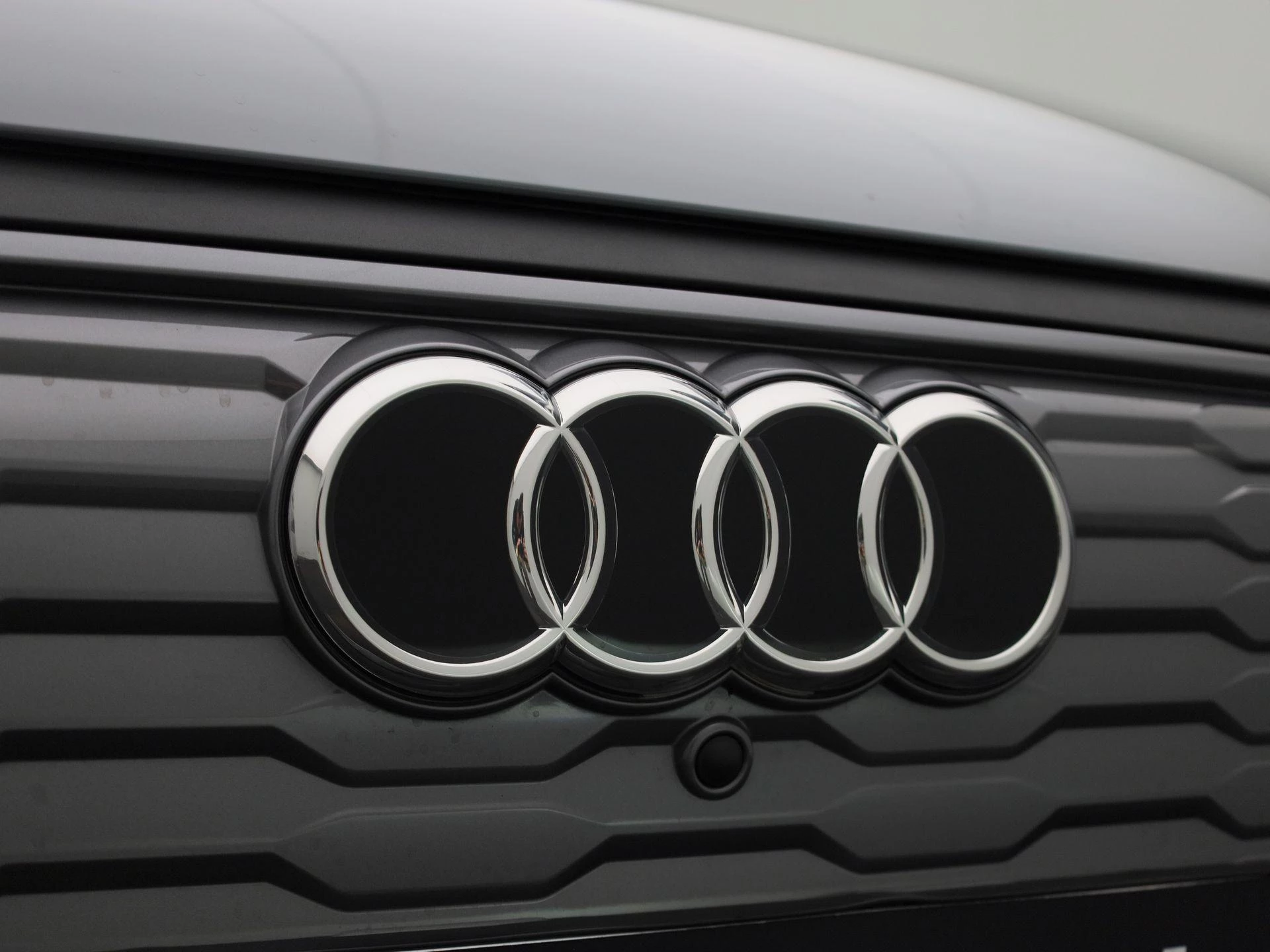 Audi-Q4 e-tron-image-42