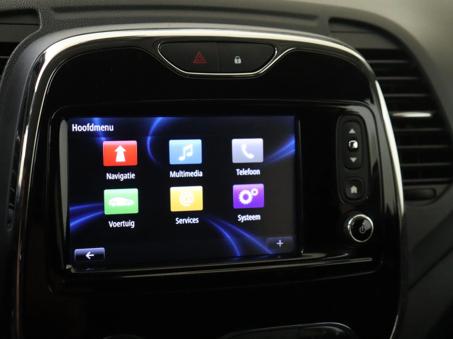 Renault-Captur-image-15