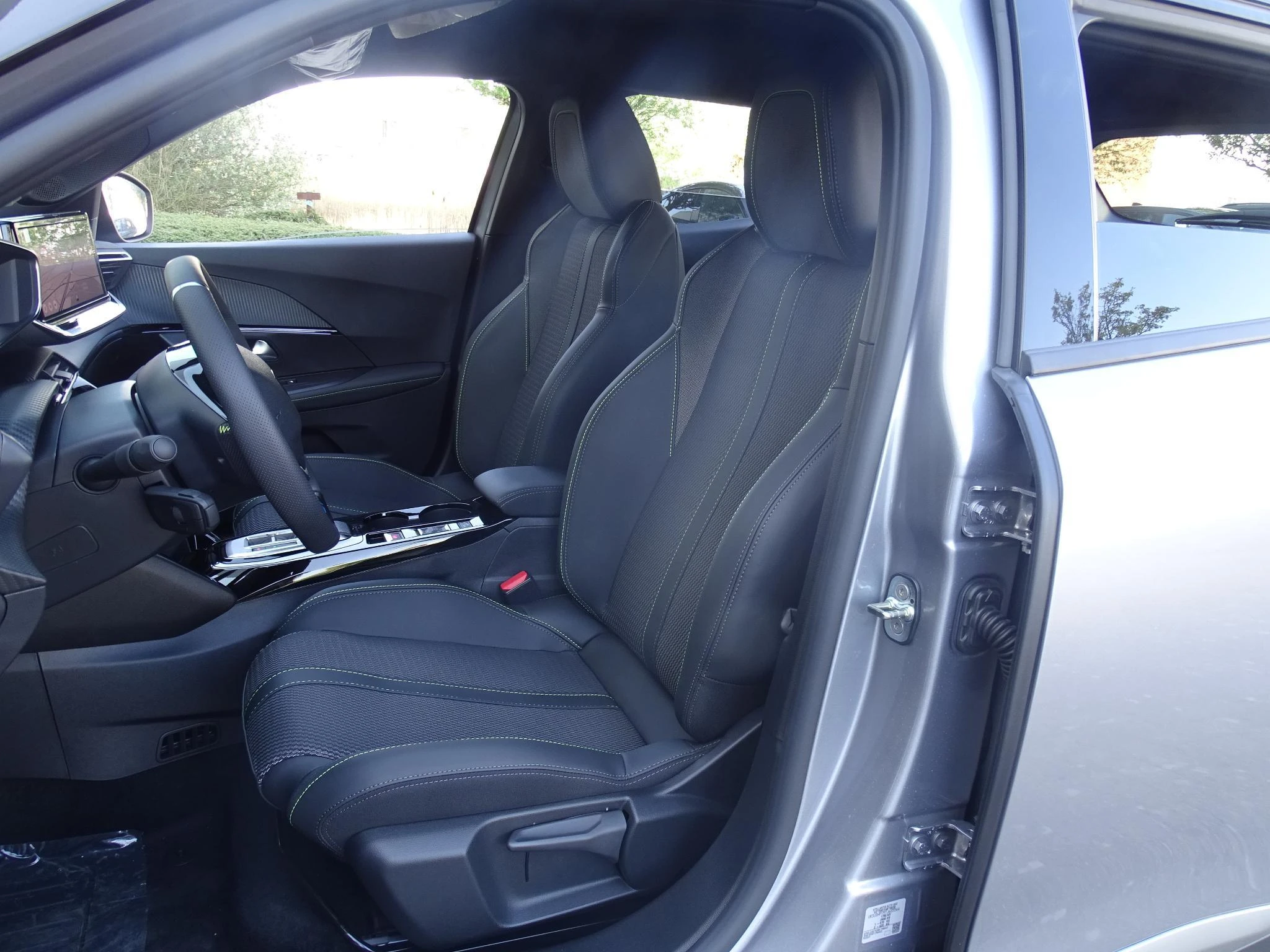 Peugeot-2008-image-10