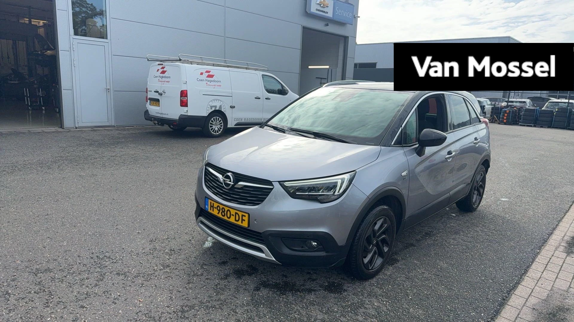 Opel-Crossland X-image-0