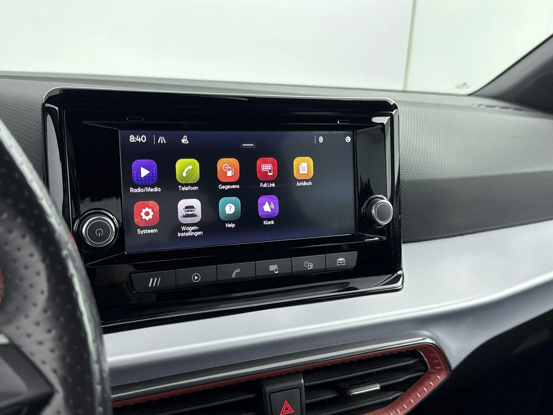 SEAT-Arona-image-22