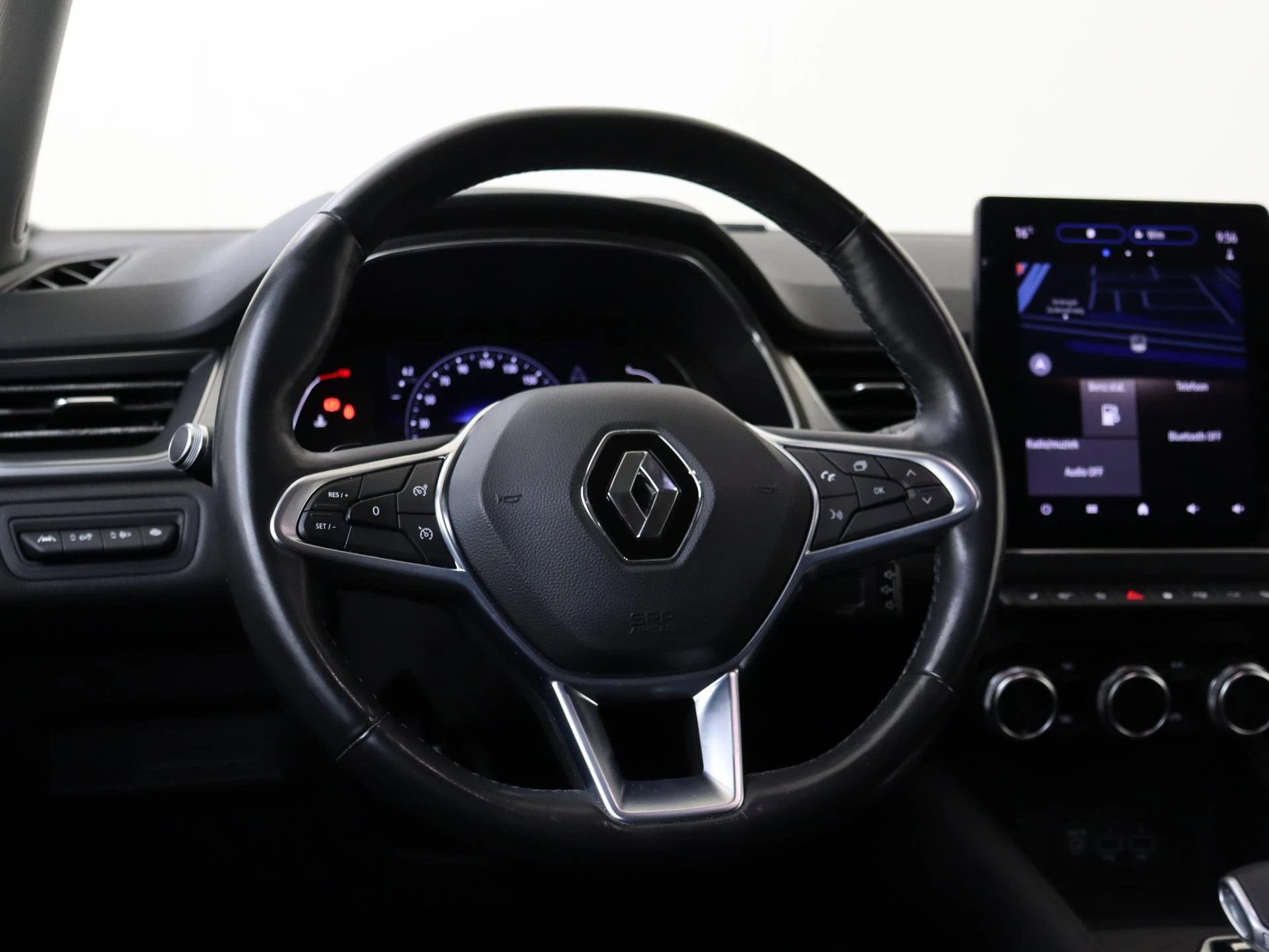 Renault-Captur-image-9