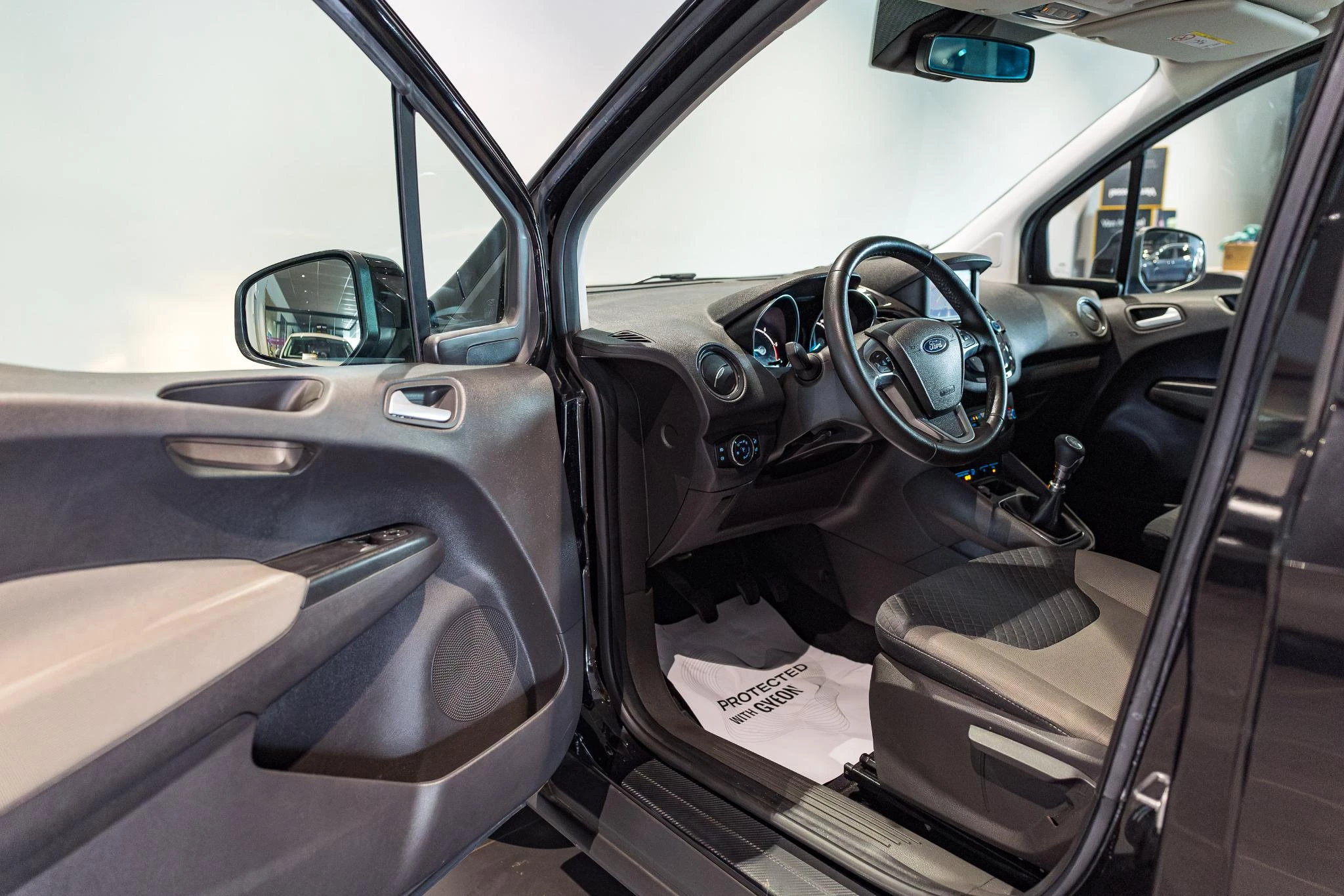 Ford Tourneo 1.5 TDCi 75kW Ambiente