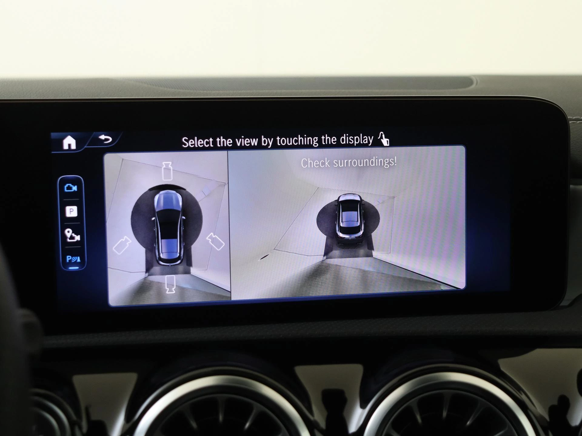 Mercedes-Benz-CLA-image-21