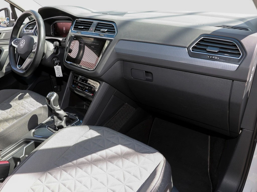 Volkswagen-Tiguan-image-6