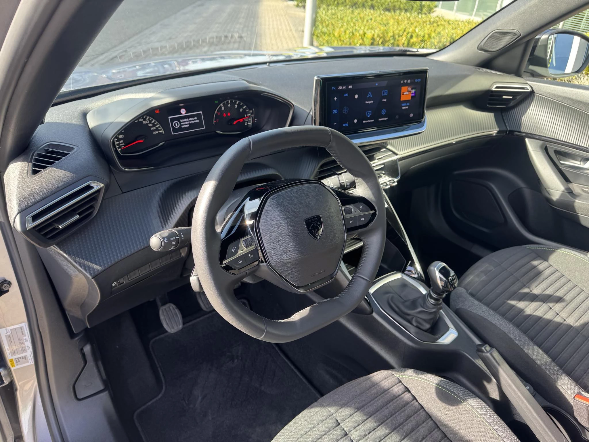 Peugeot-2008-image-15