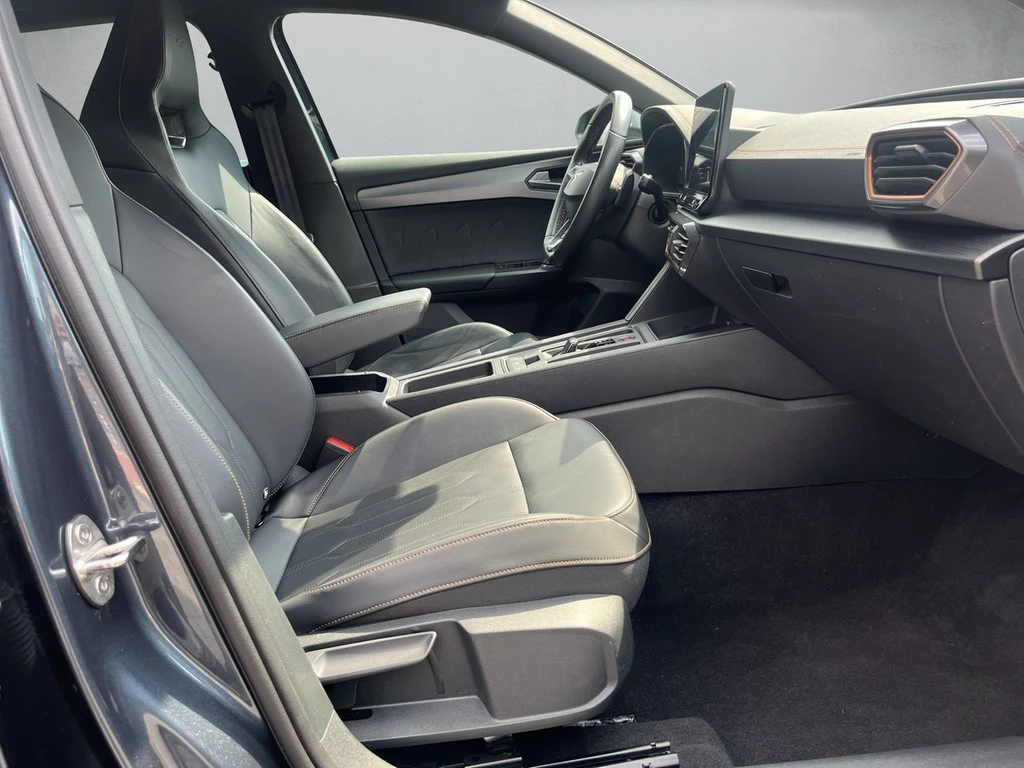 CUPRA Leon Sportstourer 2.0 TSI DSG VZ *Kamera*