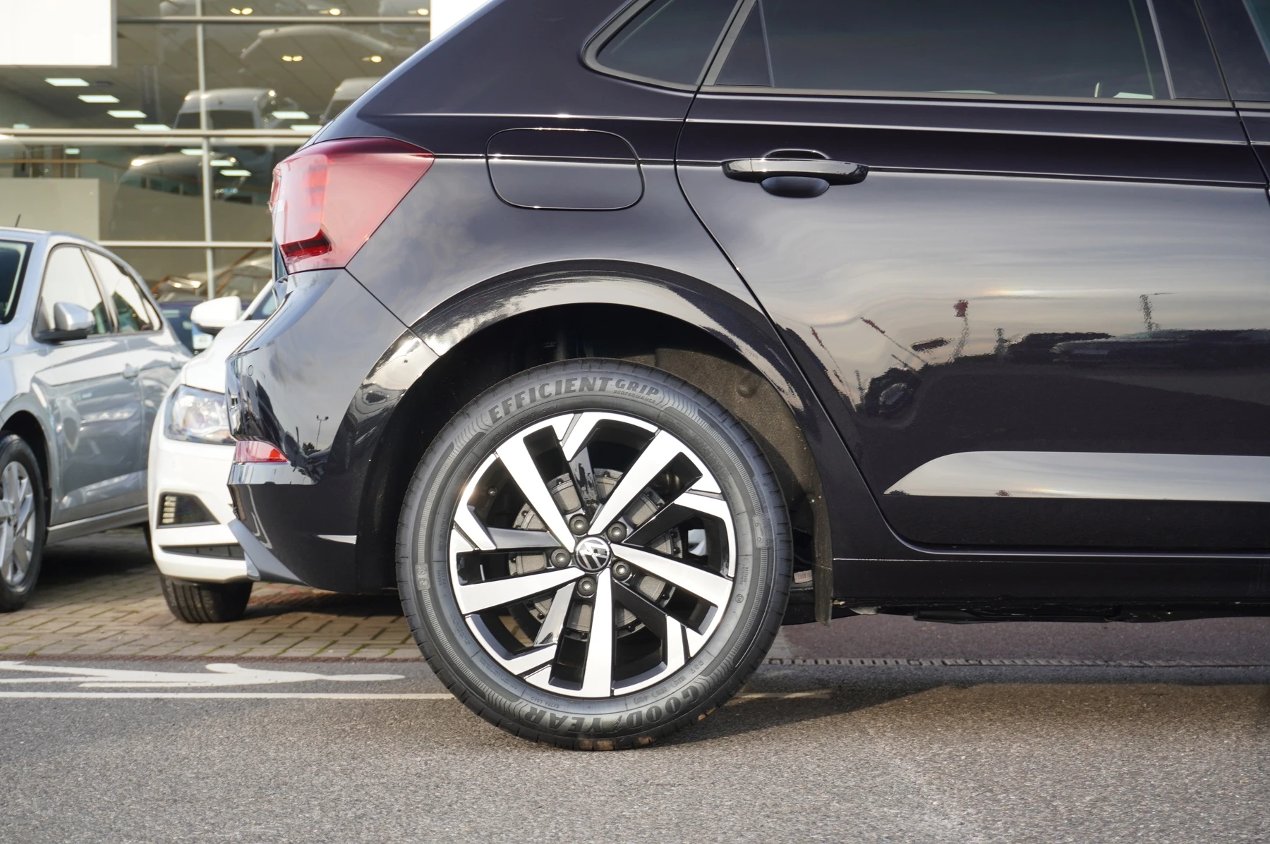 Volkswagen-Polo-image-21
