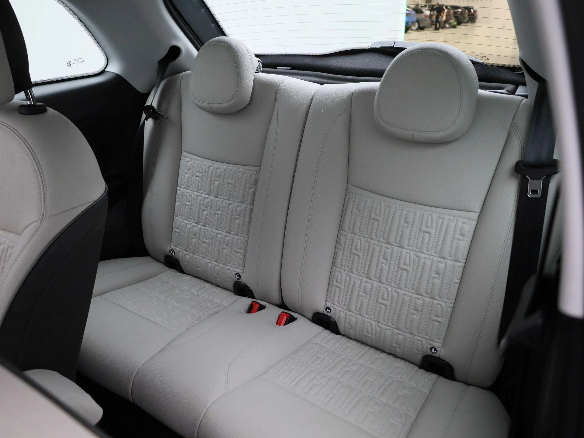 Fiat-500e-image-10