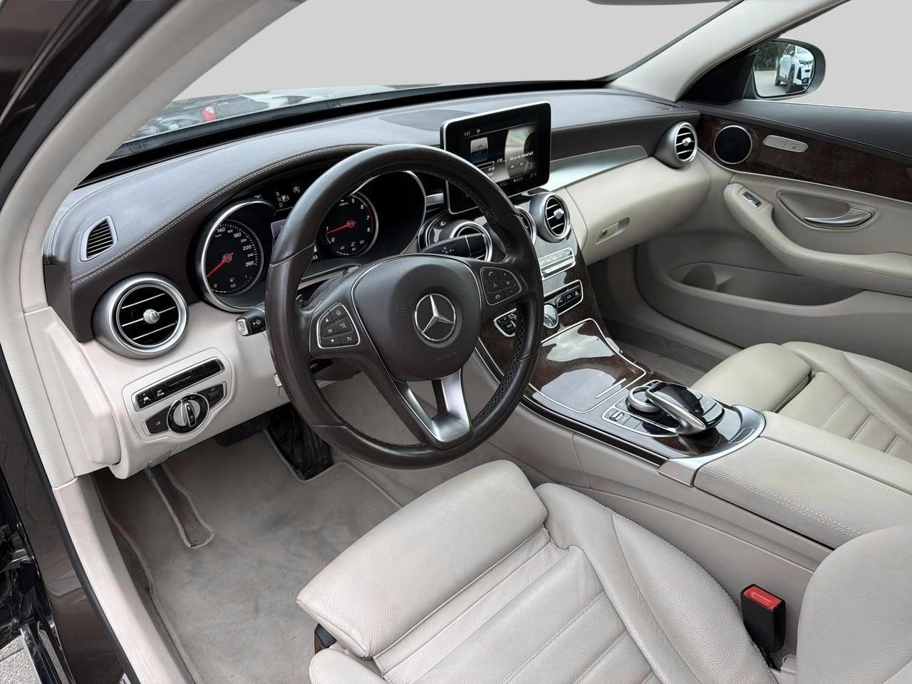Mercedes-Benz-Classe C-image-8
