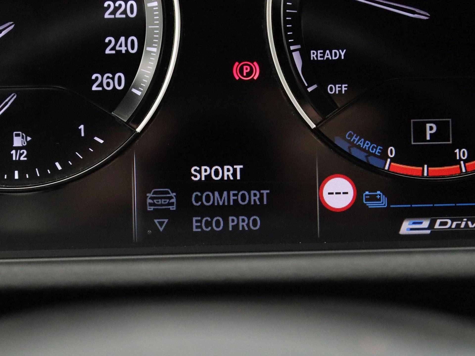 BMW X1 xDrive25e (162 kW)