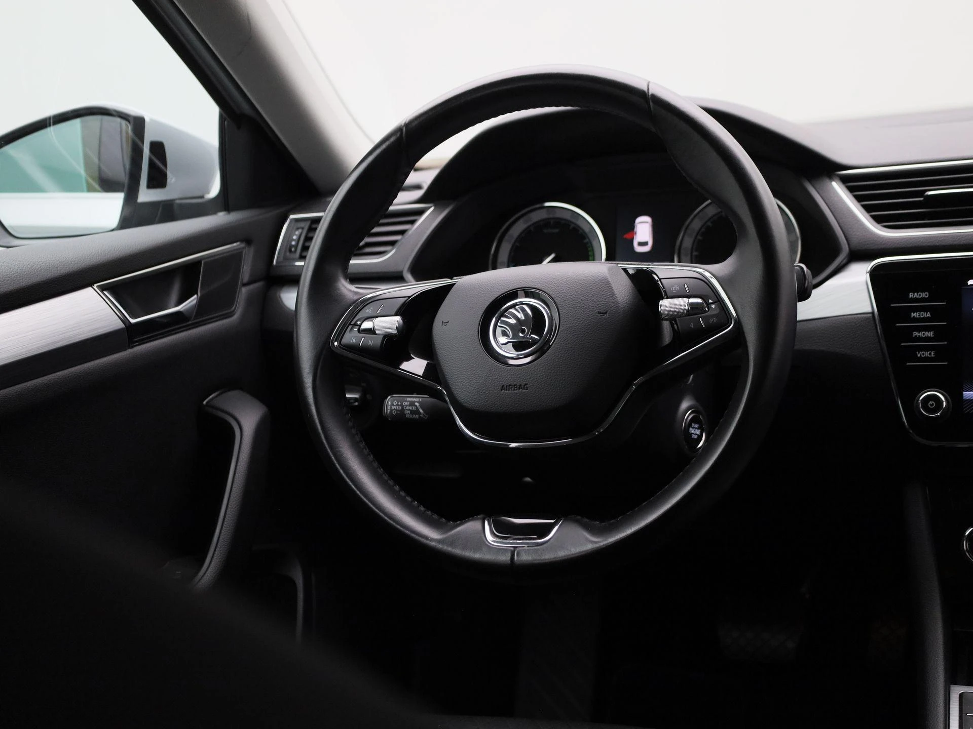 Škoda-Superb-image-8