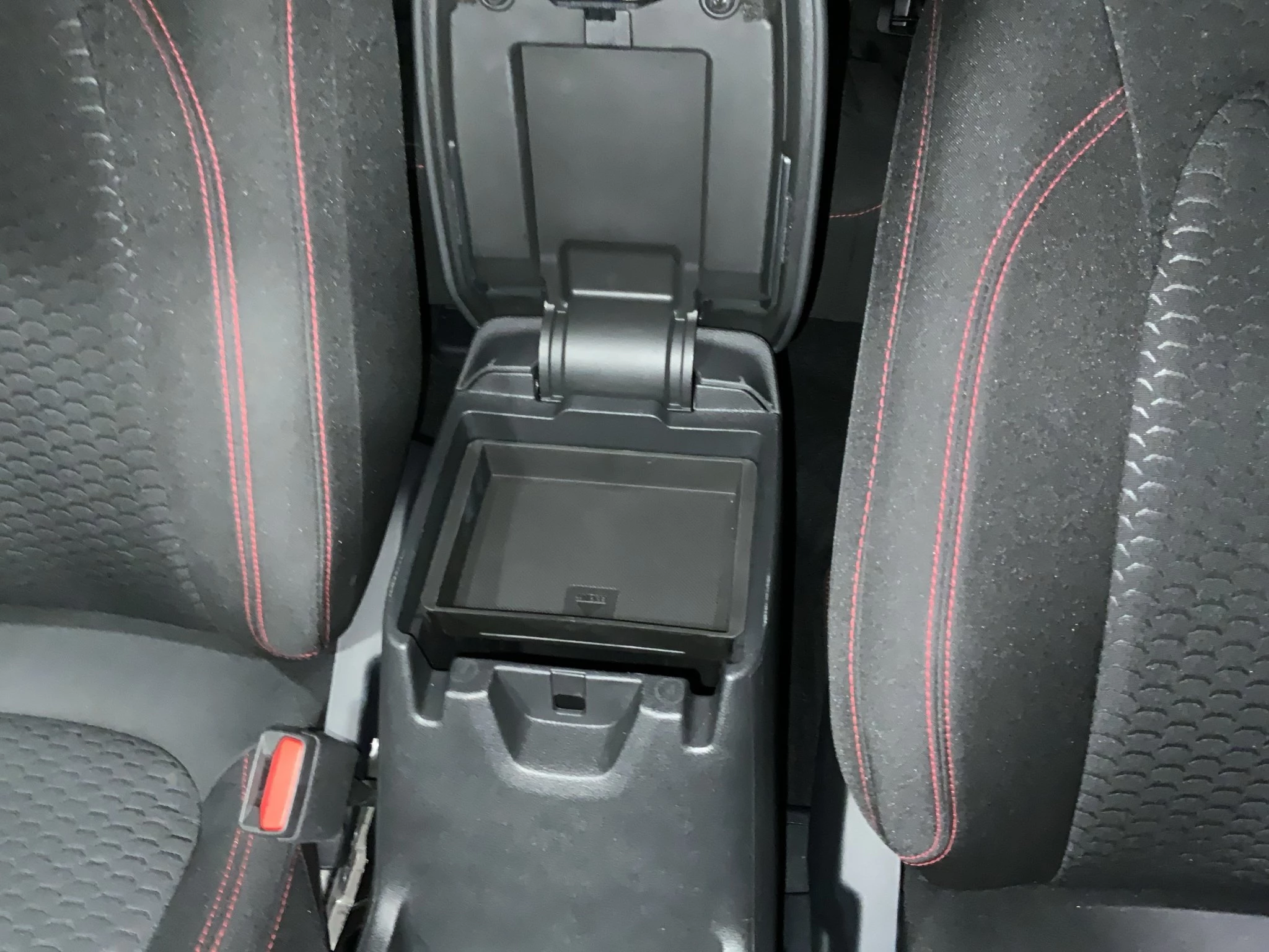 Ford Kuga ST-Line Aut.*KAM*LED-MATRIX*NAVI*GRA*WINTER-PKT.