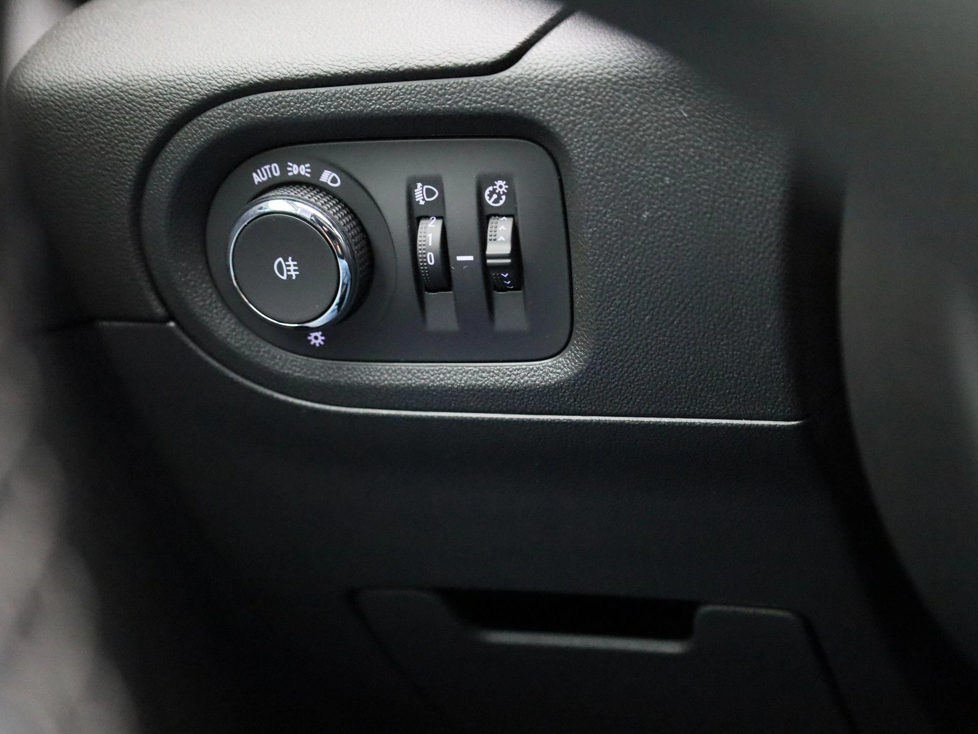 Opel-Grandland X-image-17