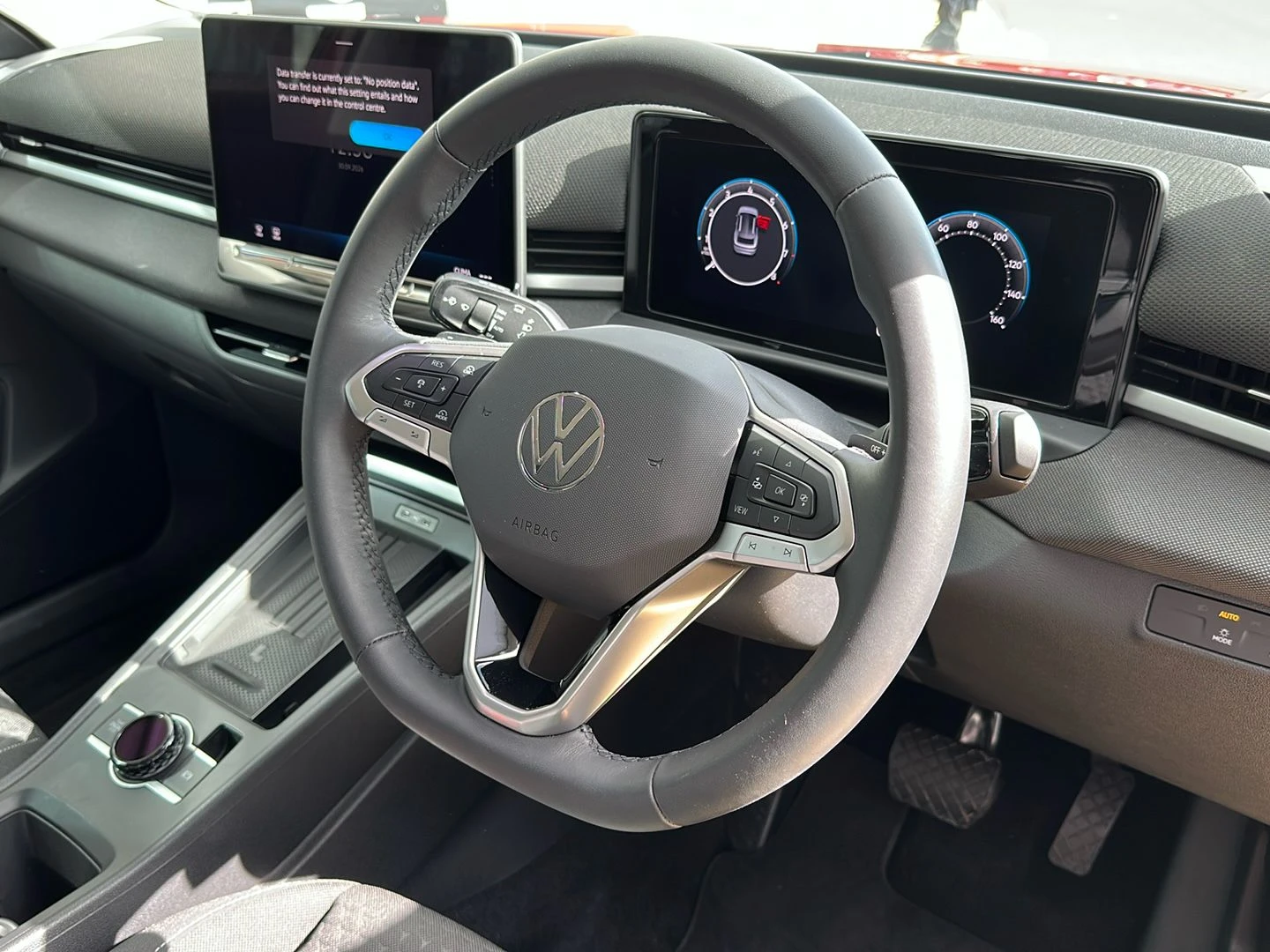 Volkswagen-T-Roc-image-19