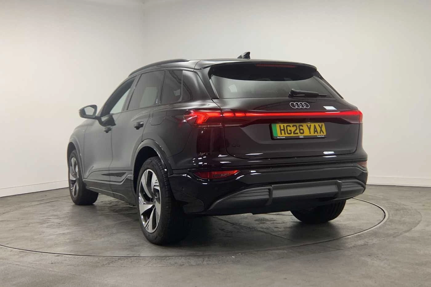 Audi-Q6 e-tron-image-2