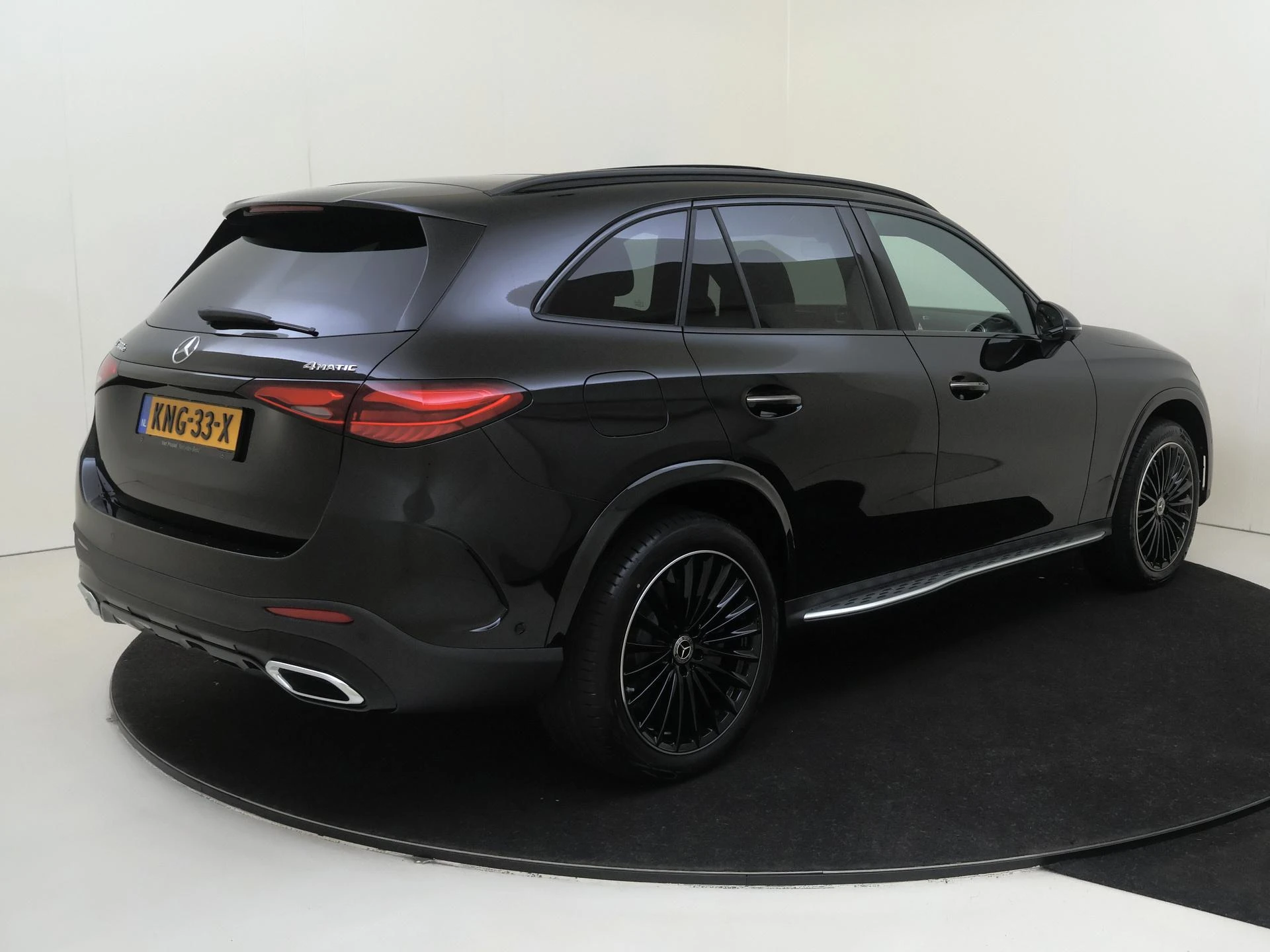 Mercedes-Benz GLC 300e 4MATIC Business Solution AMG