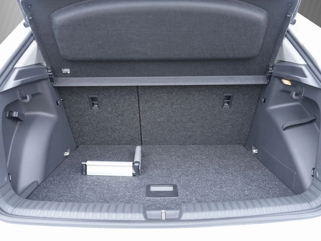 Škoda Fabia 1.0 TSI Tour Navi/SmartLink/ACC