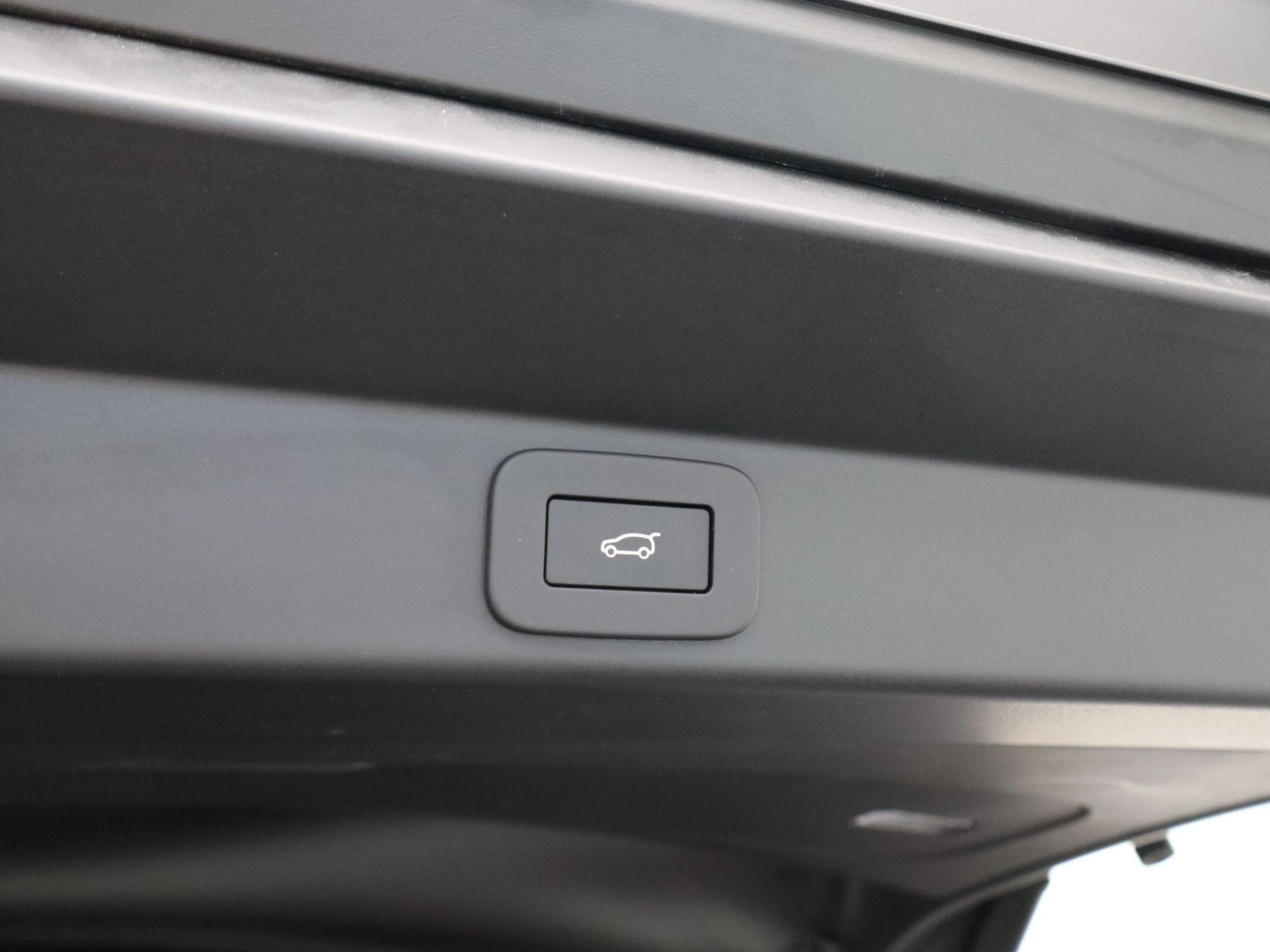 Land Rover-Range Rover Sport-image-32