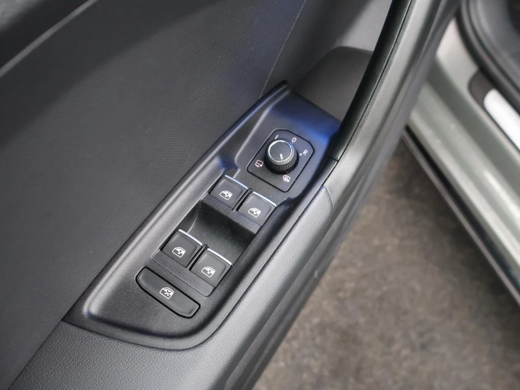 Audi A1 Sportback Audi A1 Sportback S line 25TFSI 95PK *VIRTUAL COCKPIT*SPORTZETELS*NAVI*PDC**LANE ASSIST*SFEERVERLICHTING*...*