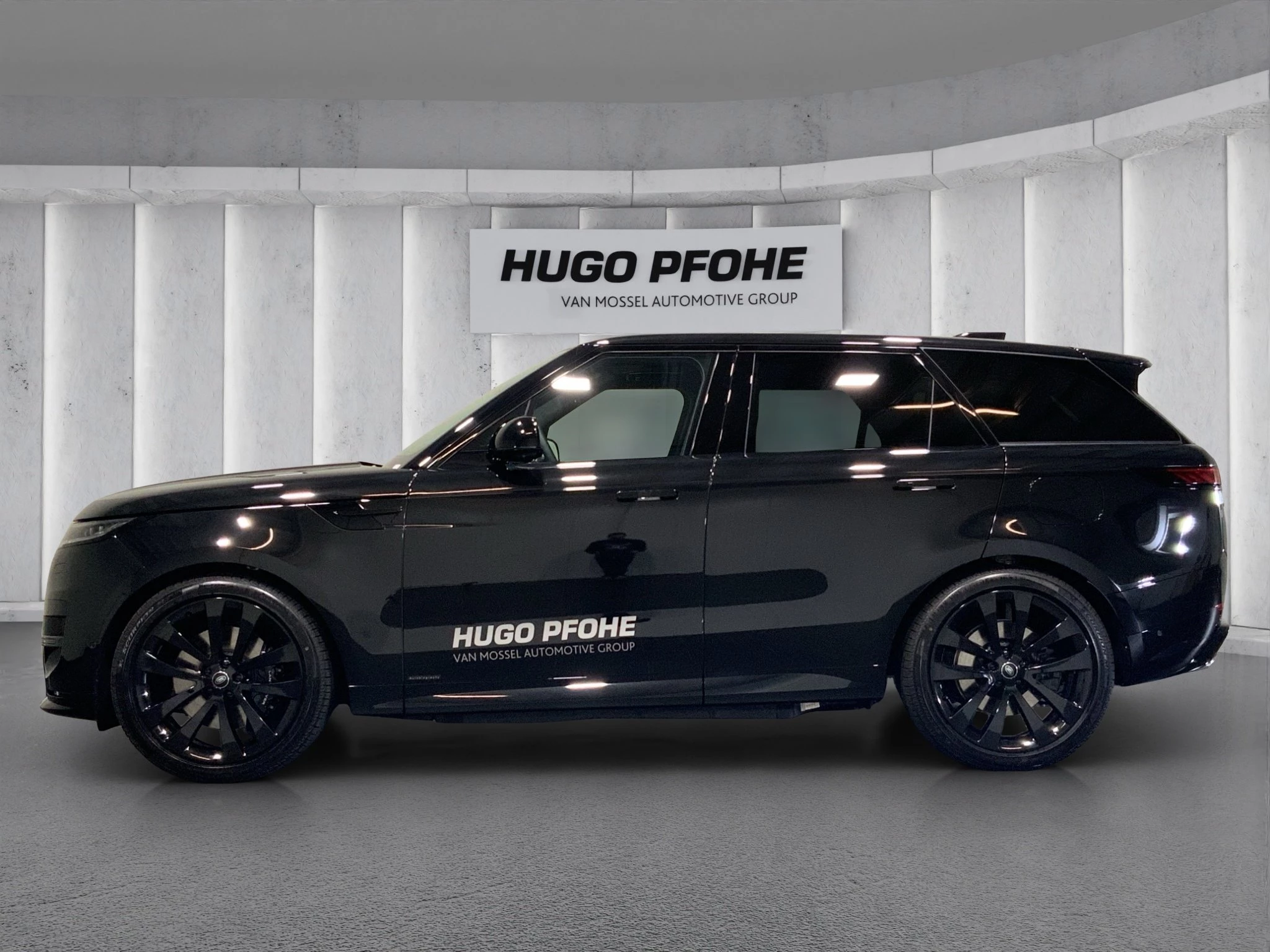 Land Rover Range Rover Sport AUTOBIOGRAPHY 3.0 P550e PHEV AWD Geländewagen. 405 kW. 5-türig