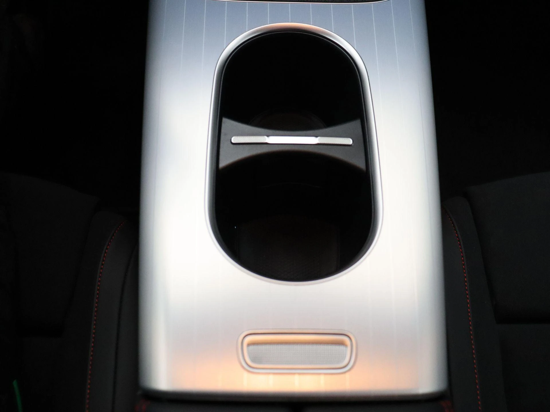 Mercedes-Benz-CLA-image-20
