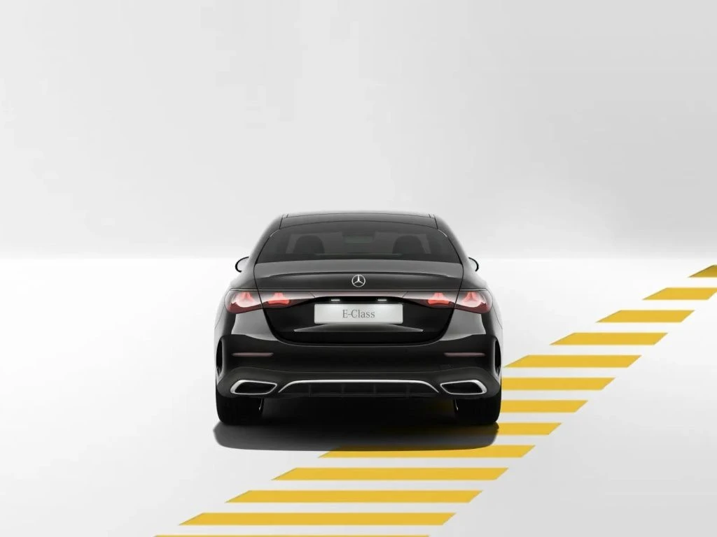 Mercedes-Benz-E-Klasse 220 d-image-5