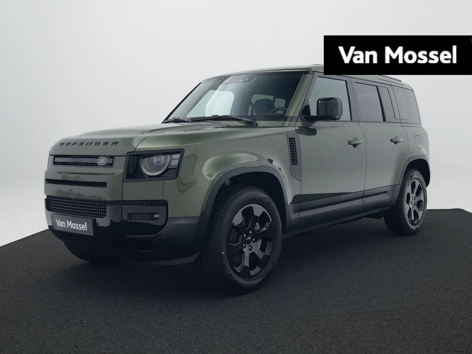 Land Rover-Defender-image-0
