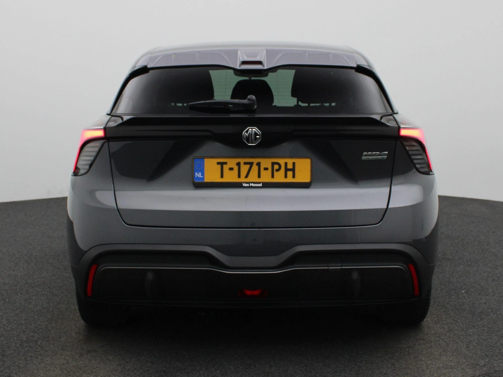 MG-MG4 EV-image-4