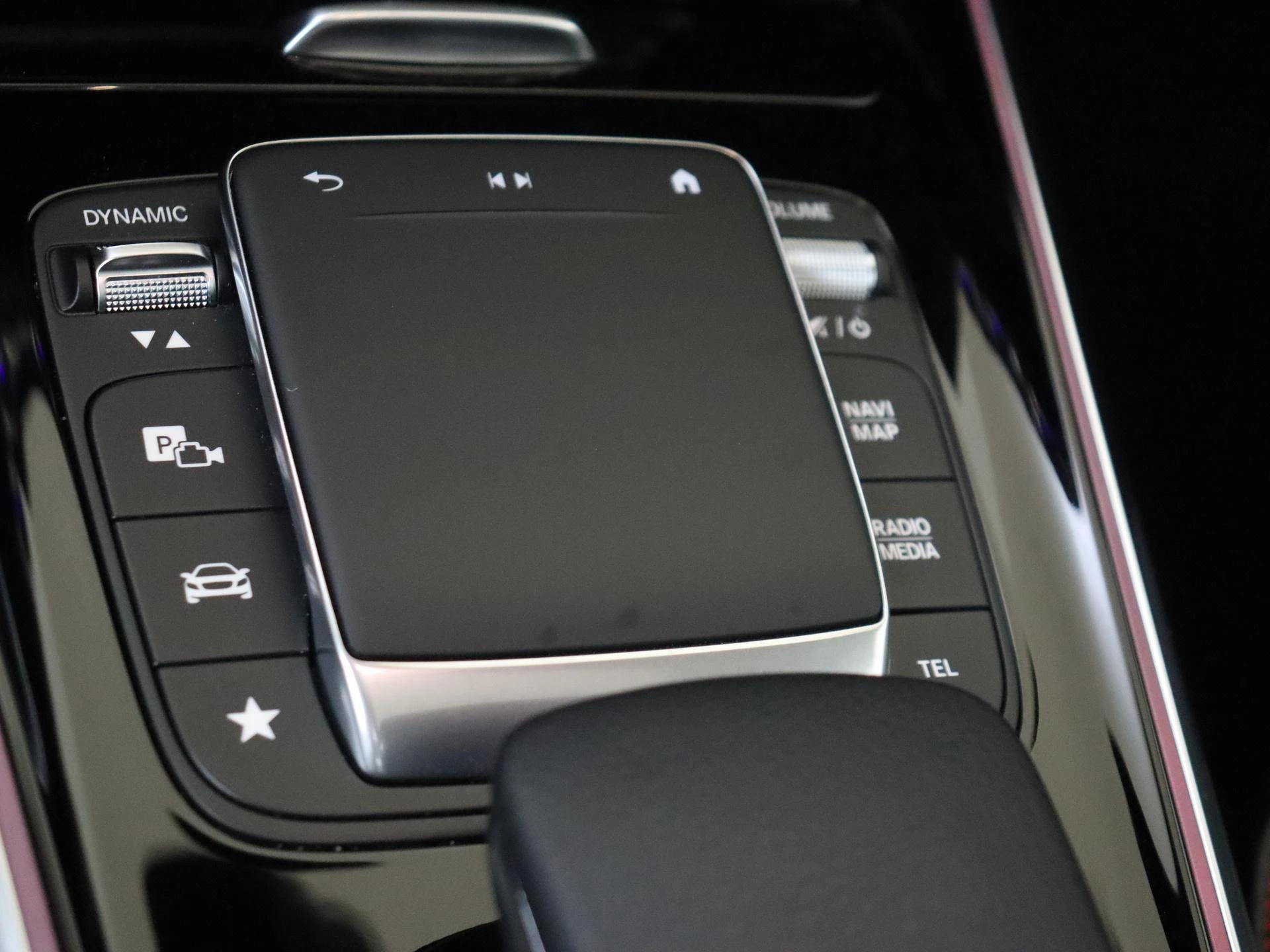 Mercedes-Benz GLA 250 e Business Solution AMG Limited