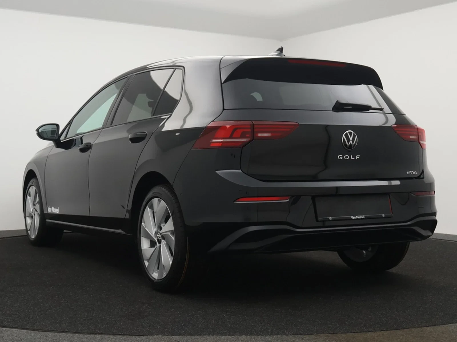 Volkswagen Golf VIII Golf Life Business 1.5eTSI 116PK *AUTOMAAT*TREKHAAK*DEMO*NAVI*ACC*PDC*CAMERA*...*