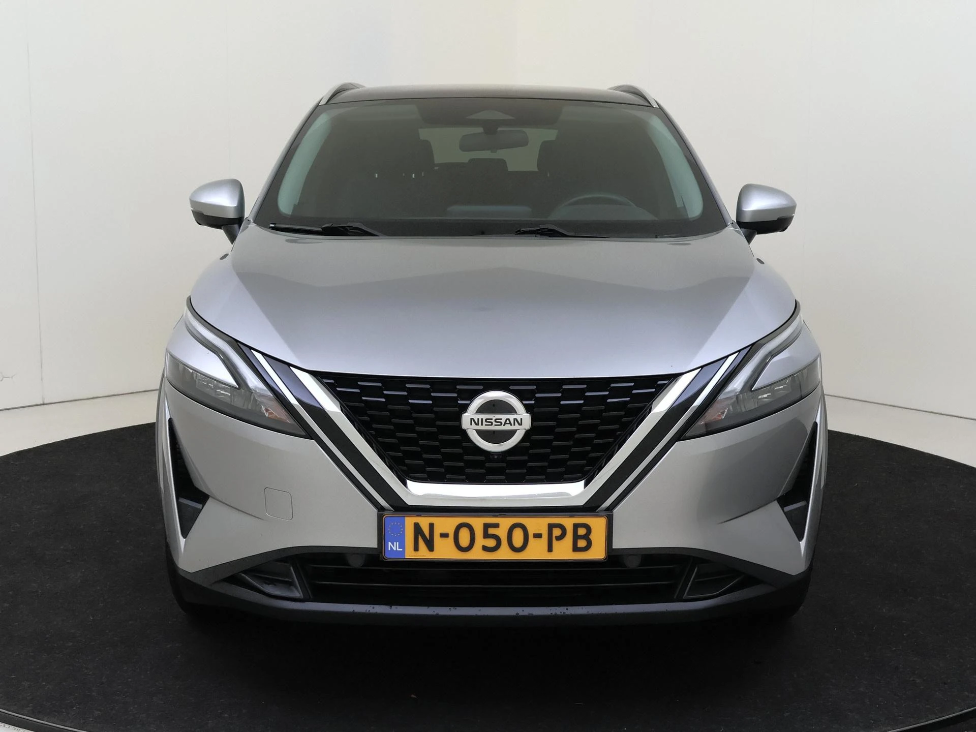 Nissan-QASHQAI-image-5