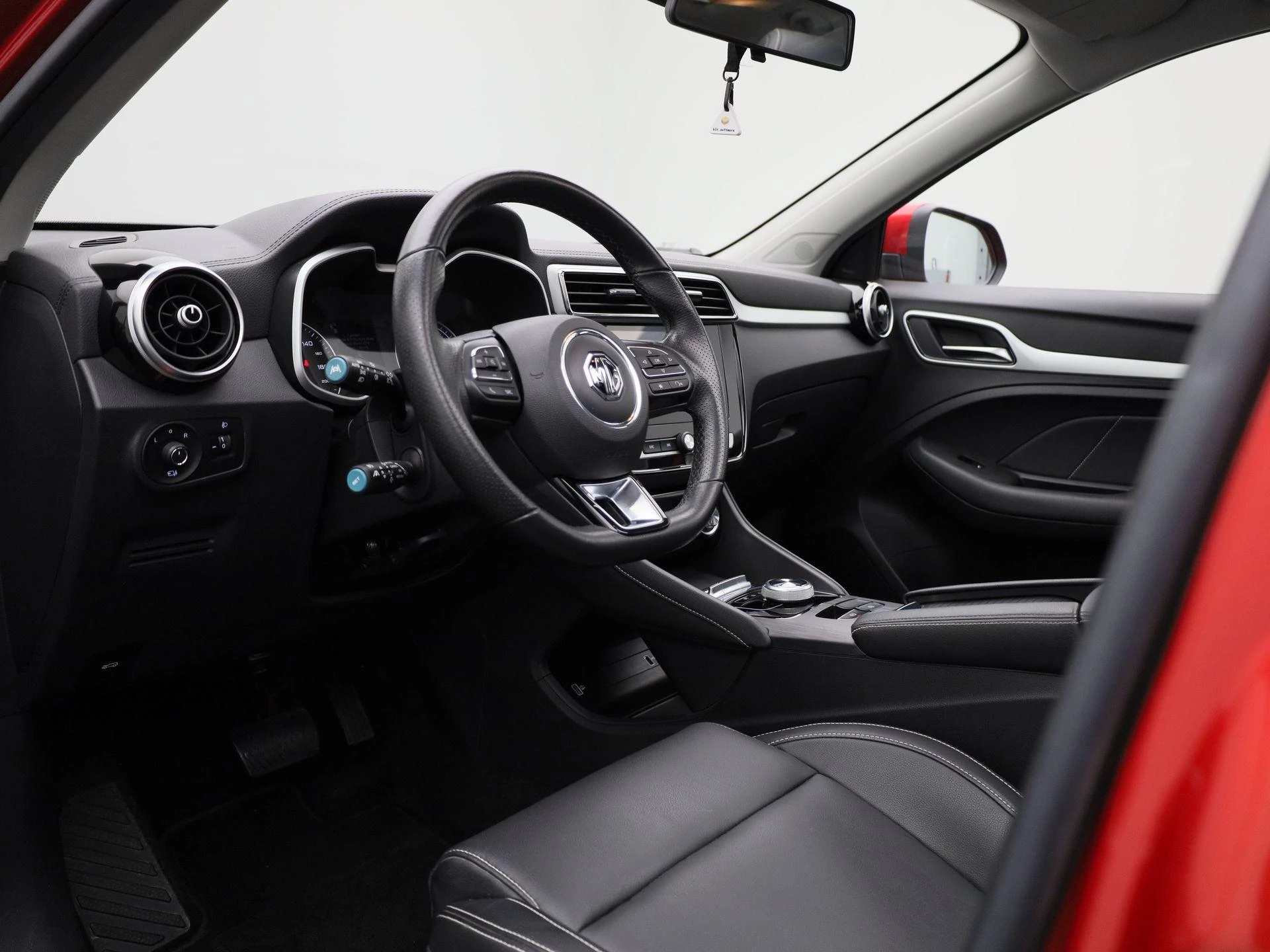 MG ZS EV Luxury 45 kWh