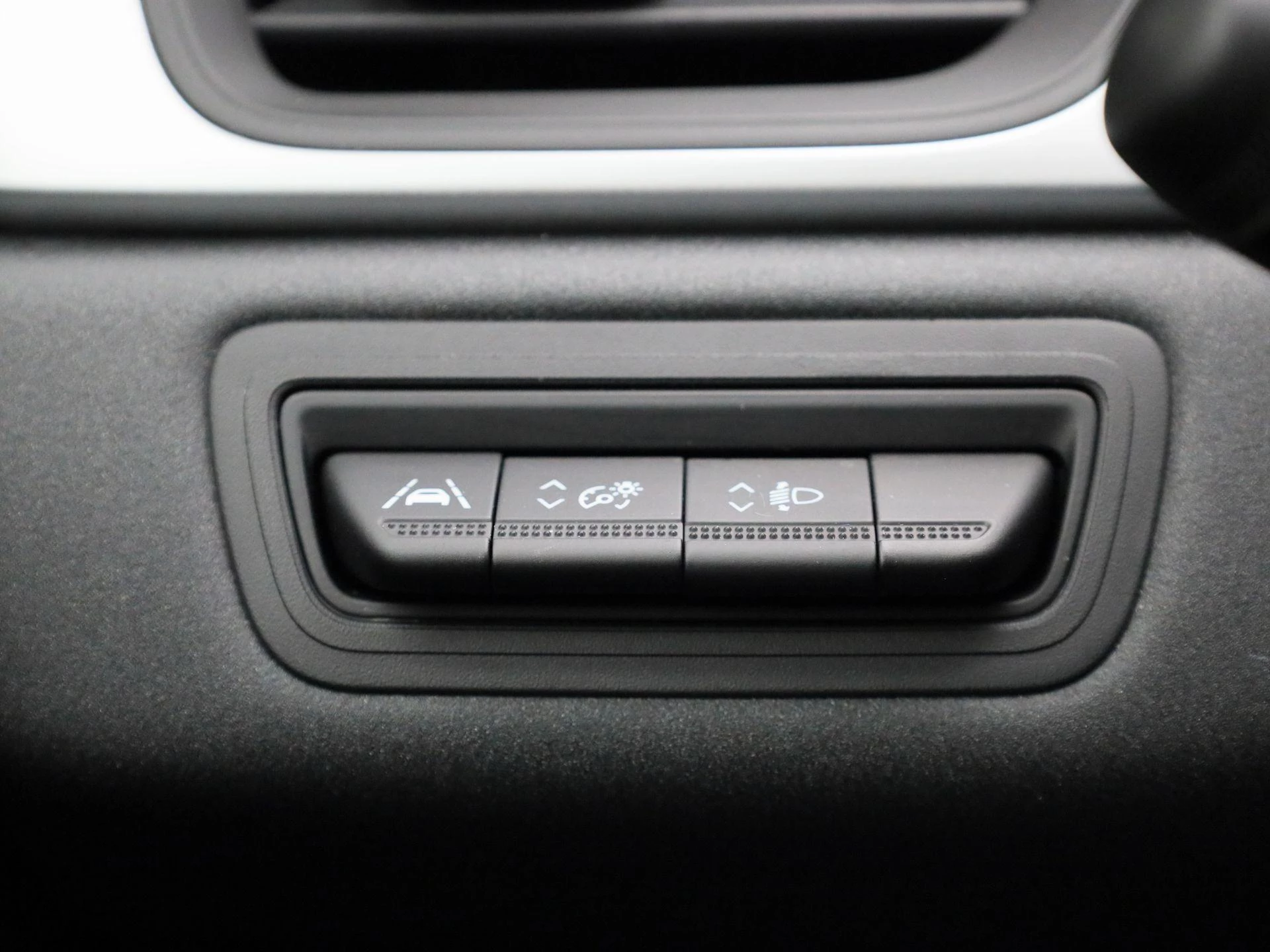 Renault-Captur-image-22