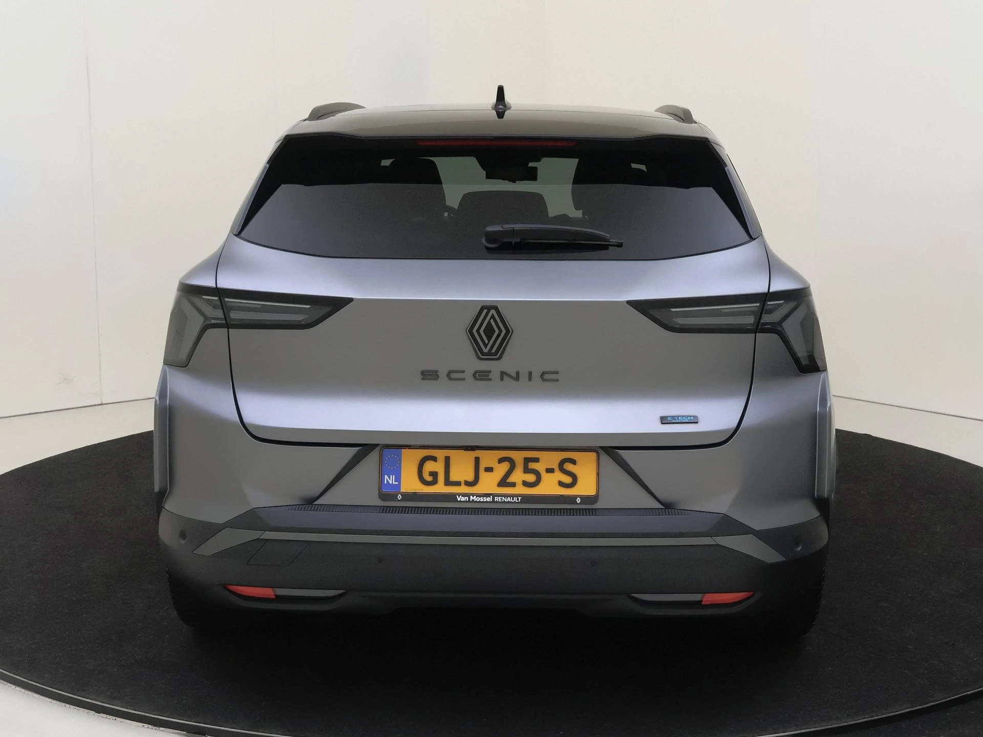 Renault-Scénic-image-6