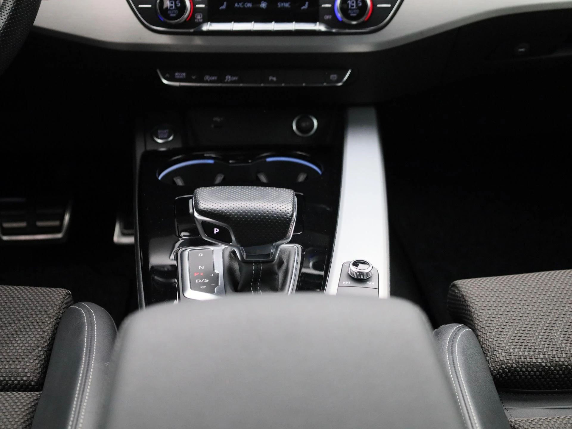 Audi-A4-image-10