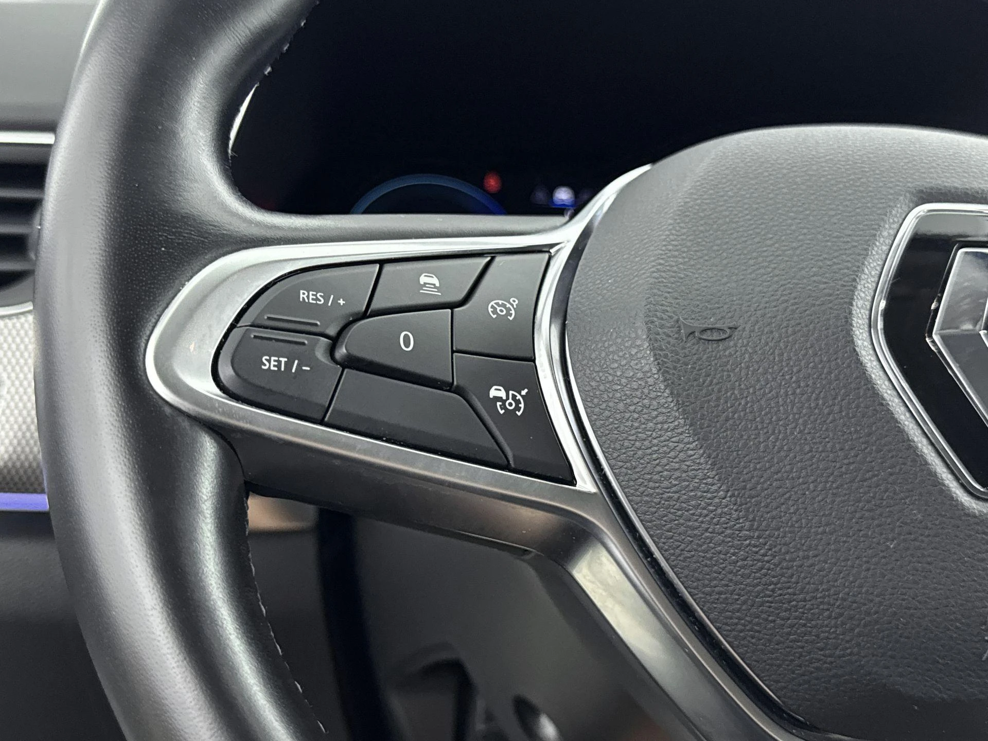 Renault-Arkana-image-5