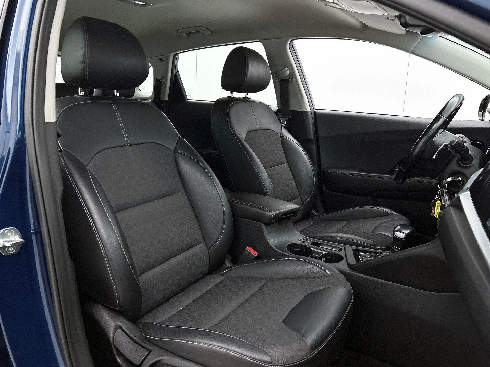 Kia-Niro-image-34