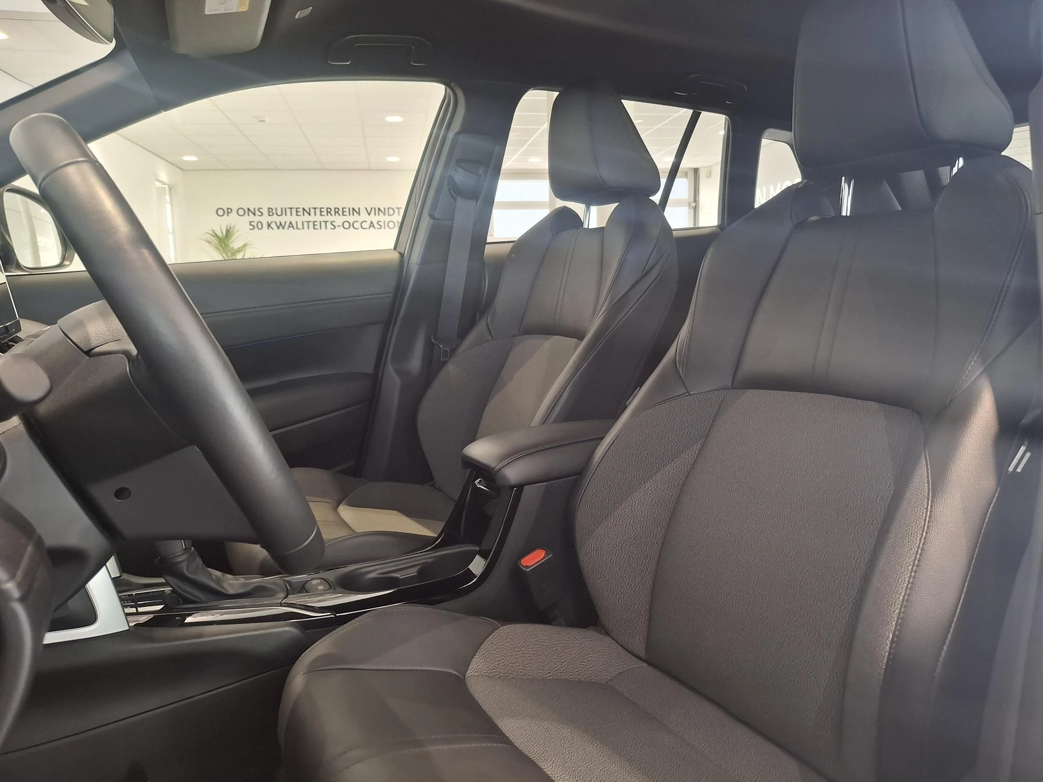 Toyota Corolla Cross Hybrid 140 Style