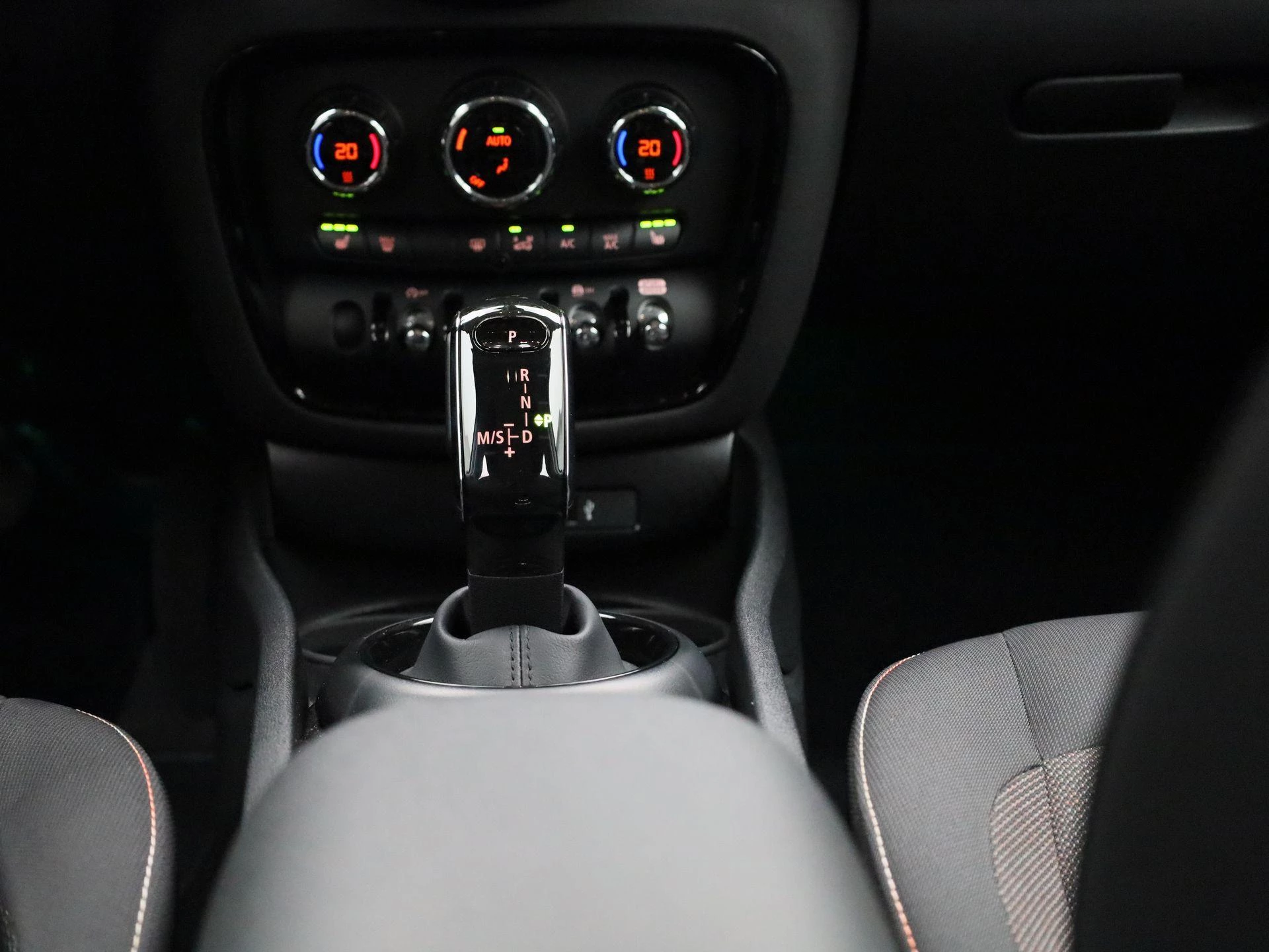 MINI Clubman Cooper (100 kW)