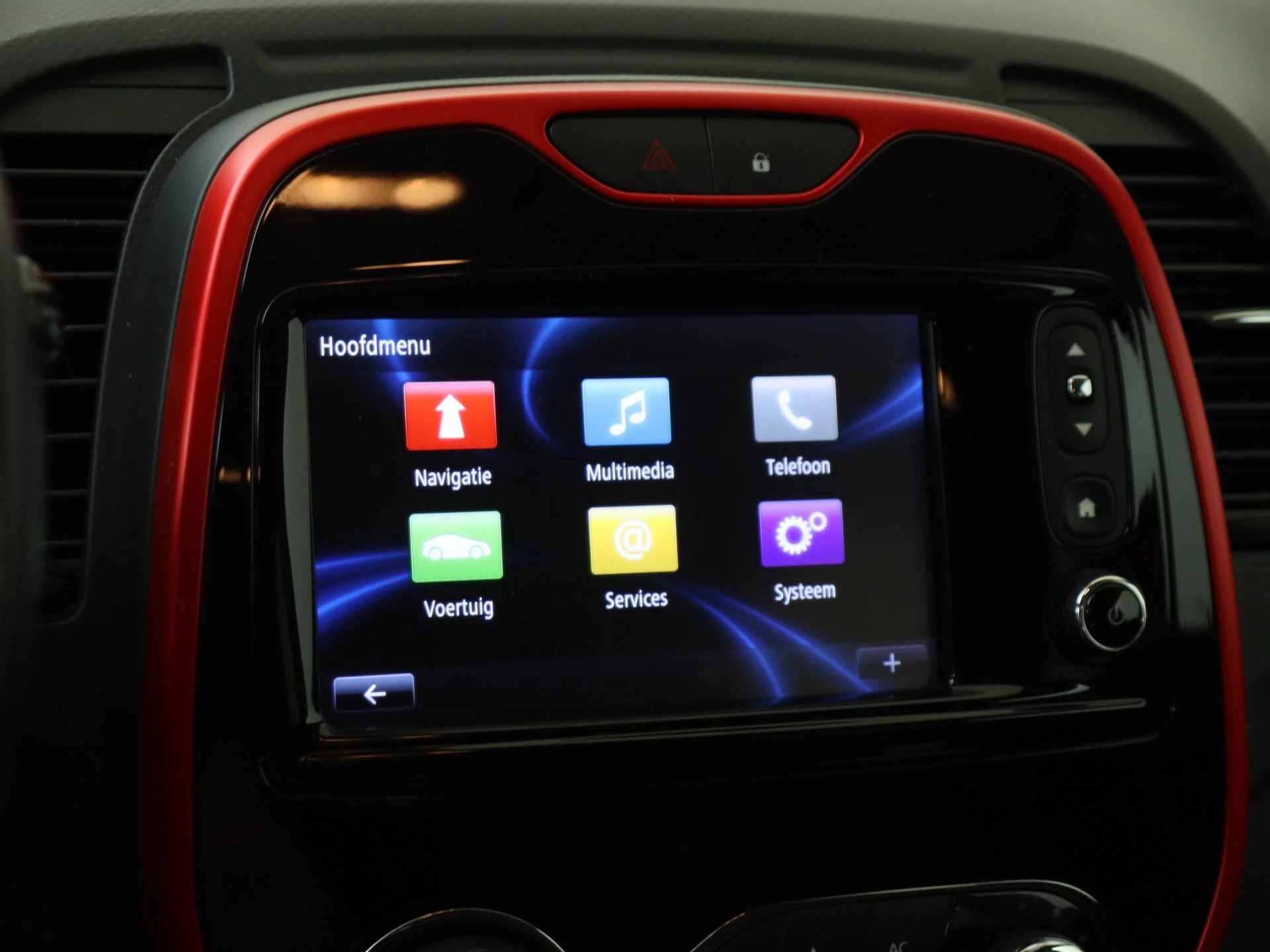 Renault-Captur-image-15