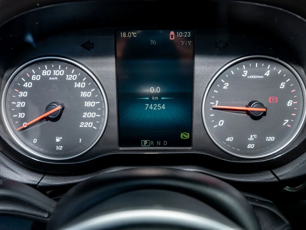 Mercedes-Benz-T-Klasse 180-image-14