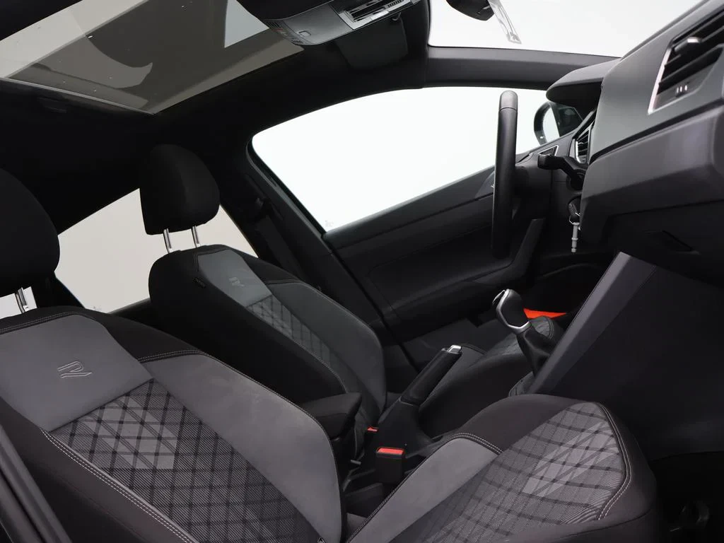 Volkswagen-Taigo-image-8
