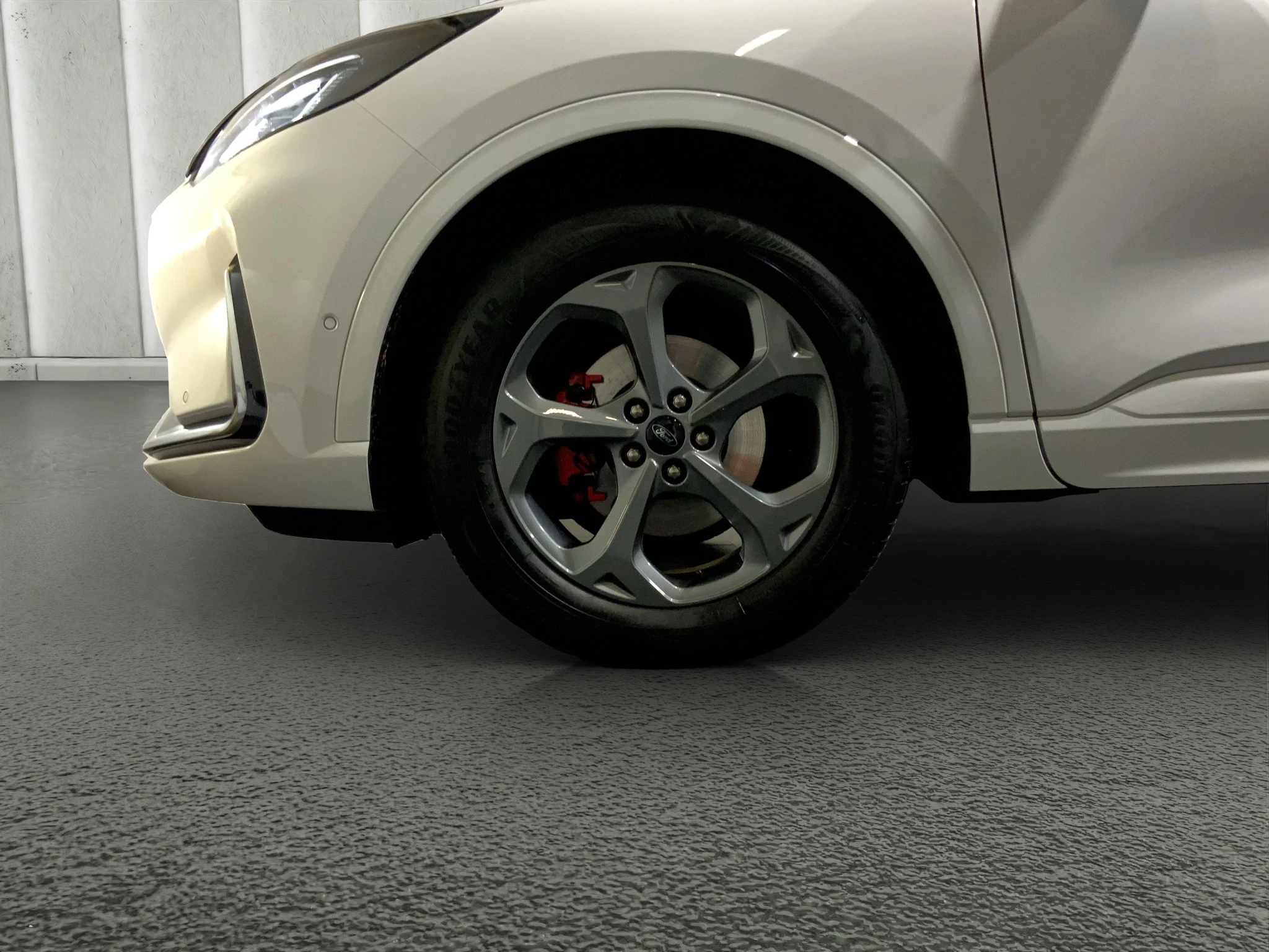 Ford Kuga ST-Line X Aut.*360GRAD*LED-MATRIX*NAVI*GRA*WINTER-PKT.