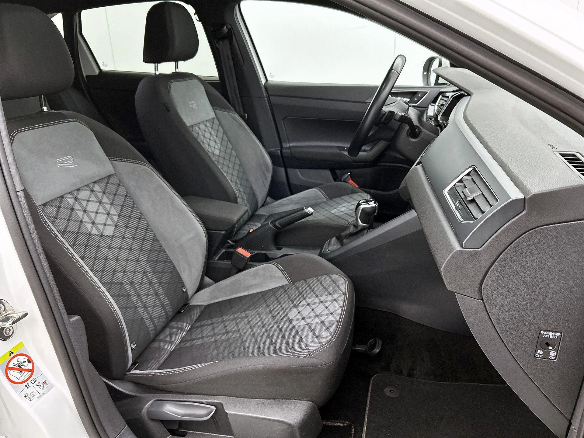 Volkswagen-Taigo-image-42