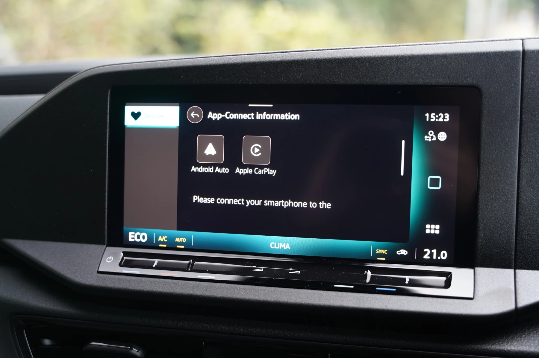 Volkswagen-Caddy-image-21