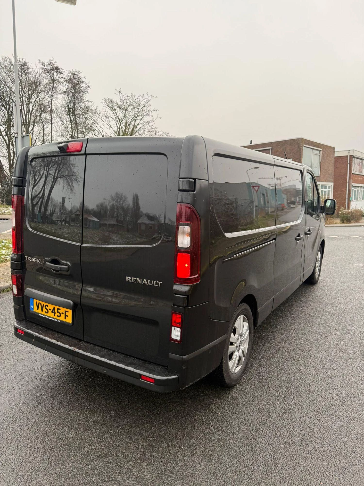Renault-Trafic-image-3