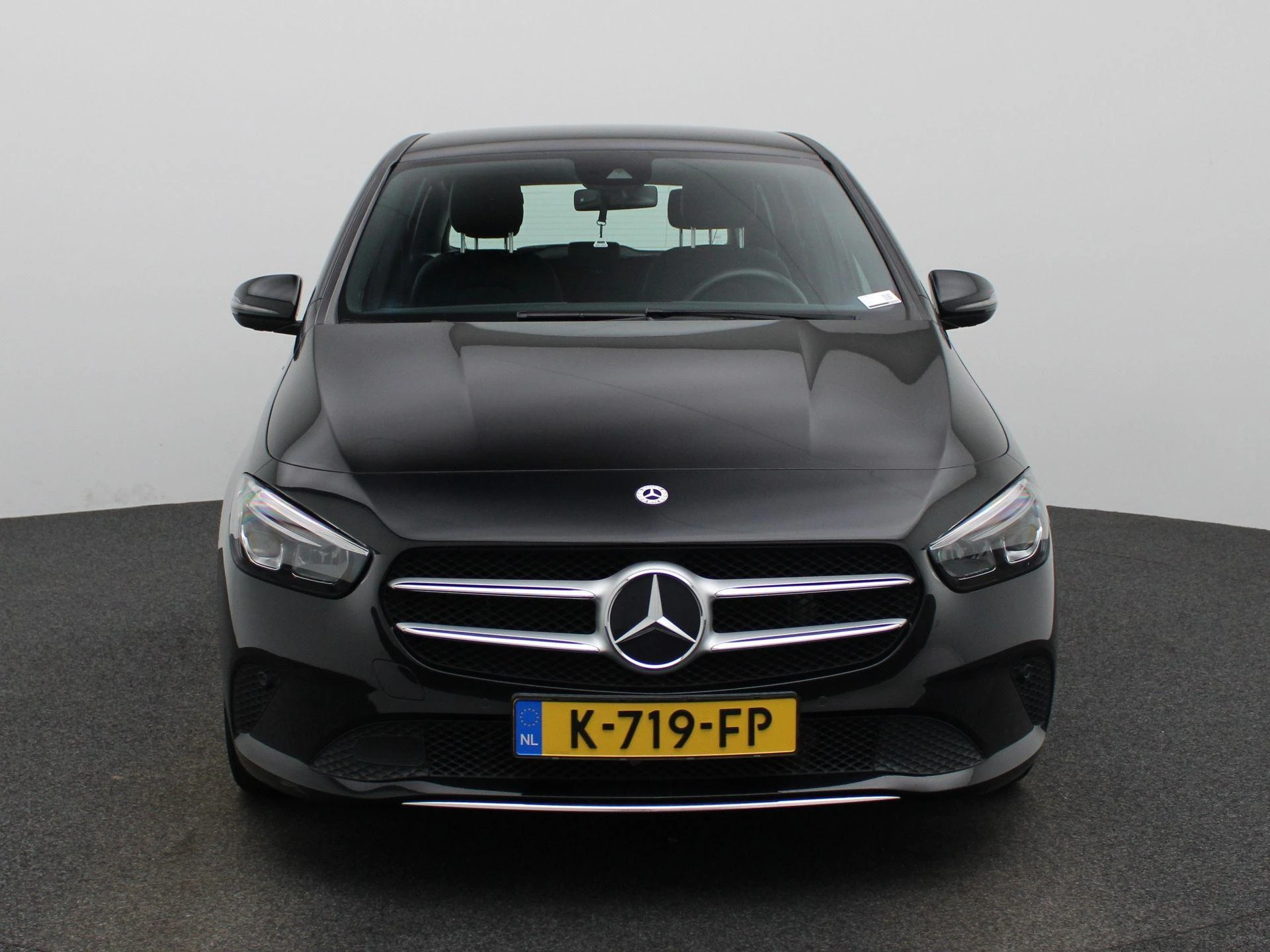 Mercedes-Benz-B-Klasse-image-2