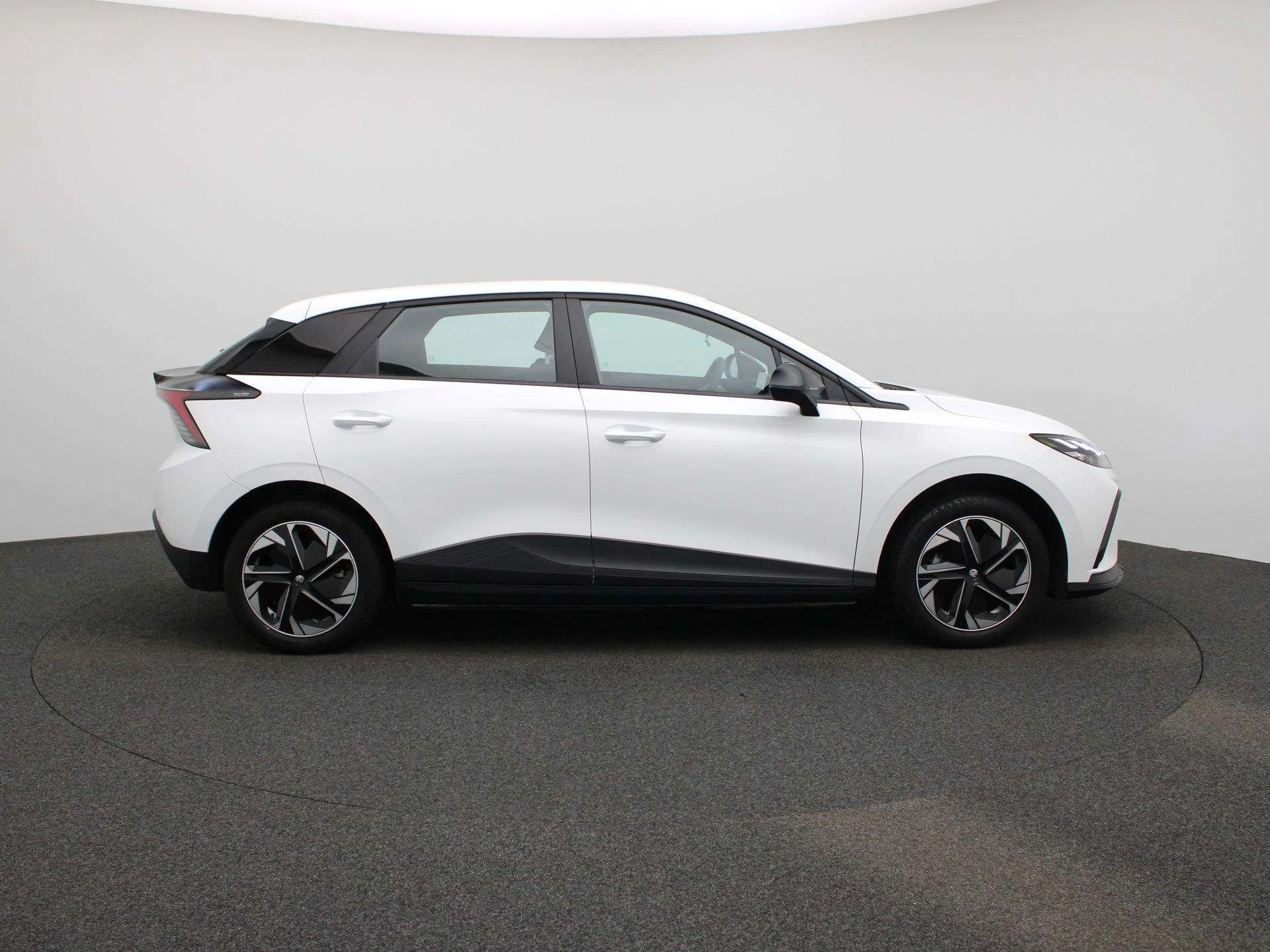 MG-MG4 EV-image-5